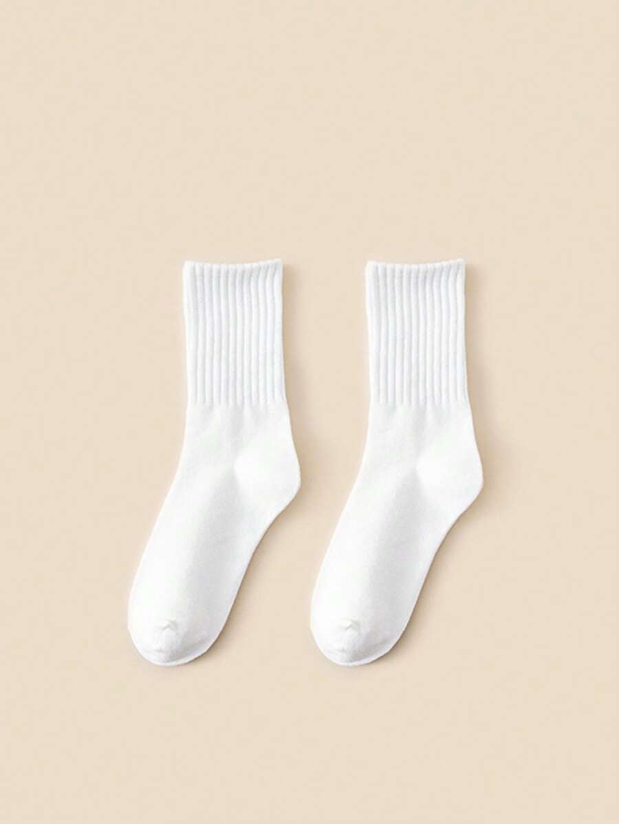Women's Crew Socks with Ruffled Edge and Ribbed Texture