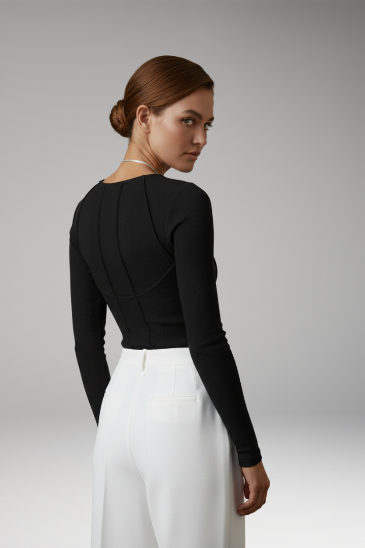 Women's Long Sleeve Top with Ribbed Surface and Piping