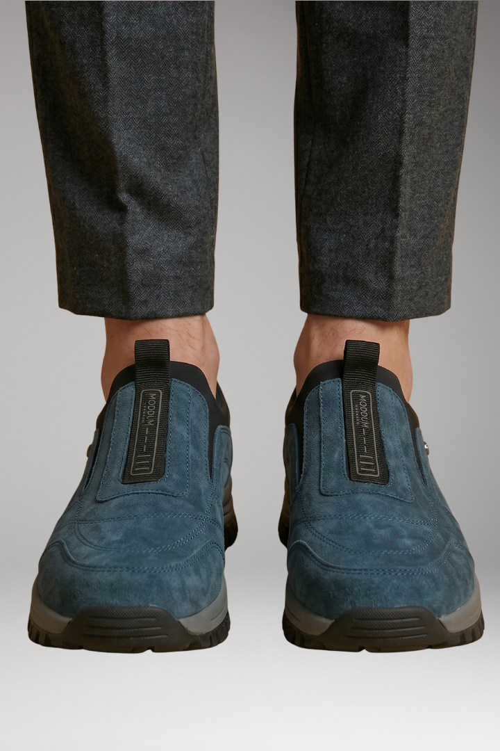 Men's Orthopedic Walking Shoes with Ergonomic Design and Slip-Resistant Sole