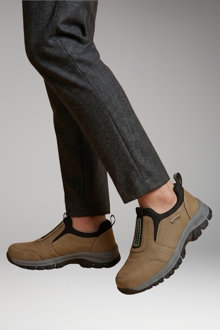 Men's Orthopedic Walking Shoes with Ergonomic Design and Slip-Resistant Sole