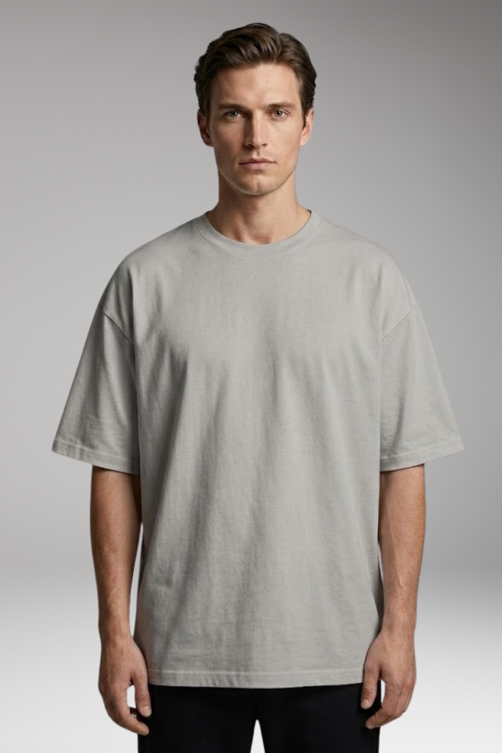 Men's Oversized T-Shirt with Round Neck and Short Sleeves