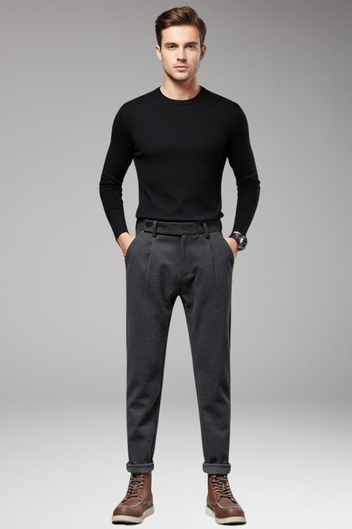 Men’s Pants with Spacious Pockets and Secure Zippers