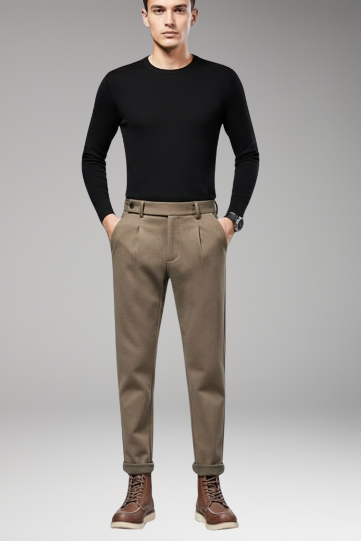 Men’s Pants with Spacious Pockets and Secure Zippers