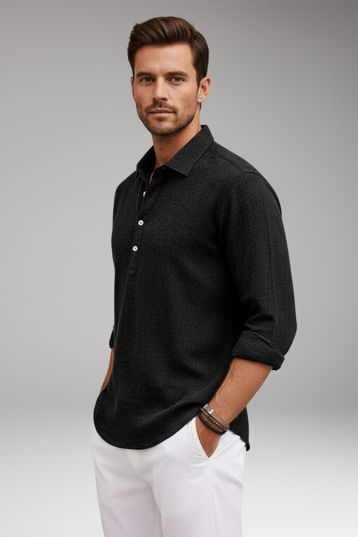 Tommy Men’s Shirt with Straight Fit and Classic Collar