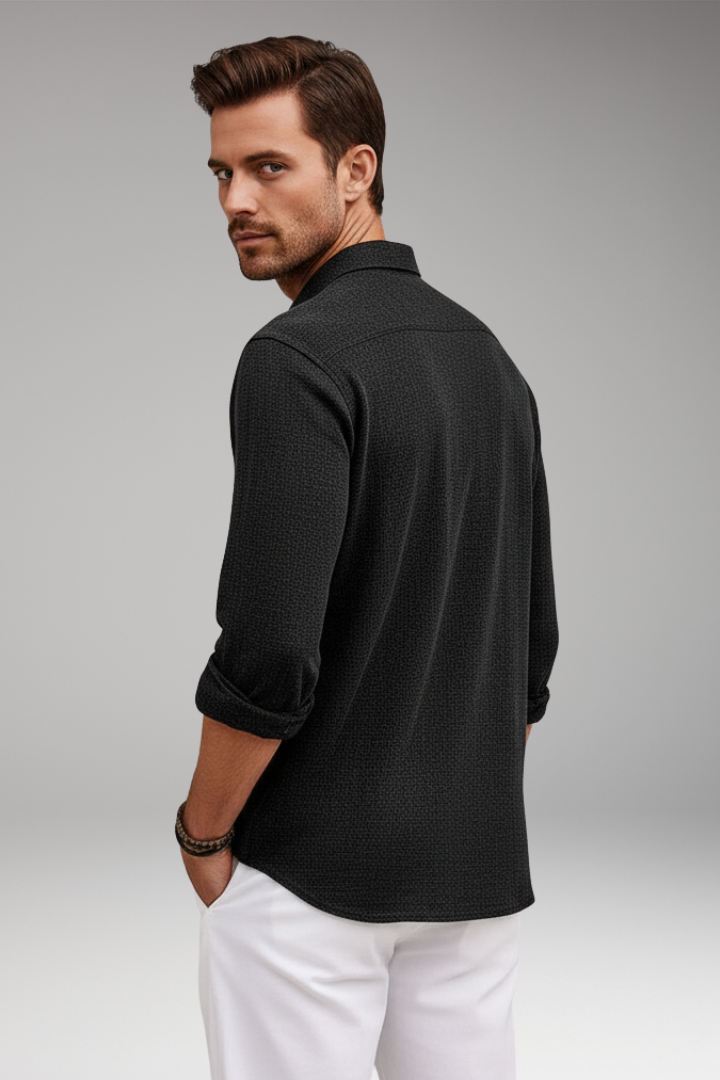 Tommy Men’s Shirt with Straight Fit and Classic Collar