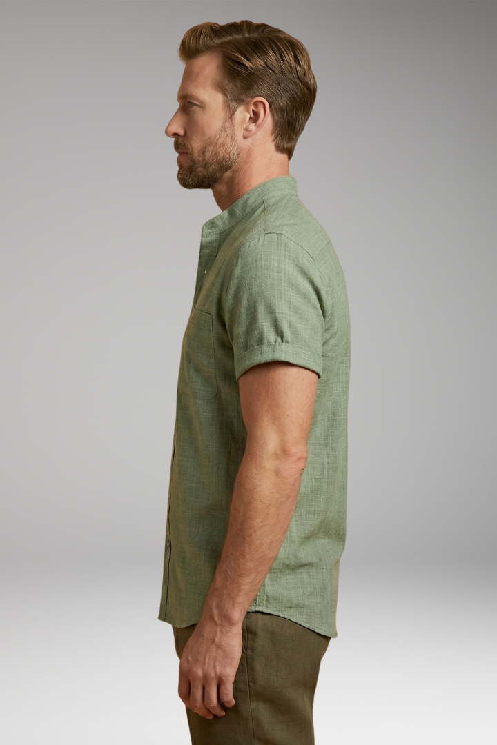 Men's Short-Sleeved Linen Shirt with Stand-Up Collar and Rolled Sleeves