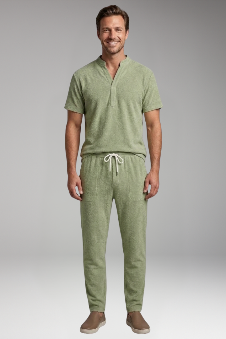 Men's T-Shirt and Pants Set with Henley Collar and Relaxed Fit