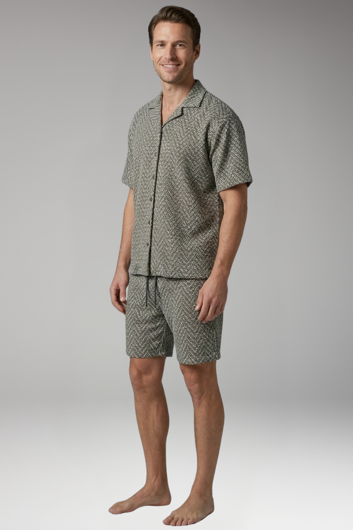 Men's Two-Piece Set with Printed Short-Sleeve Shirt and Shorts