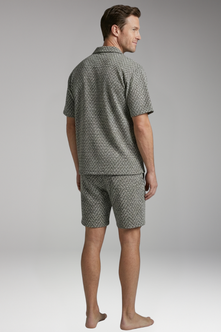 Men's Two-Piece Set with Printed Short-Sleeve Shirt and Shorts