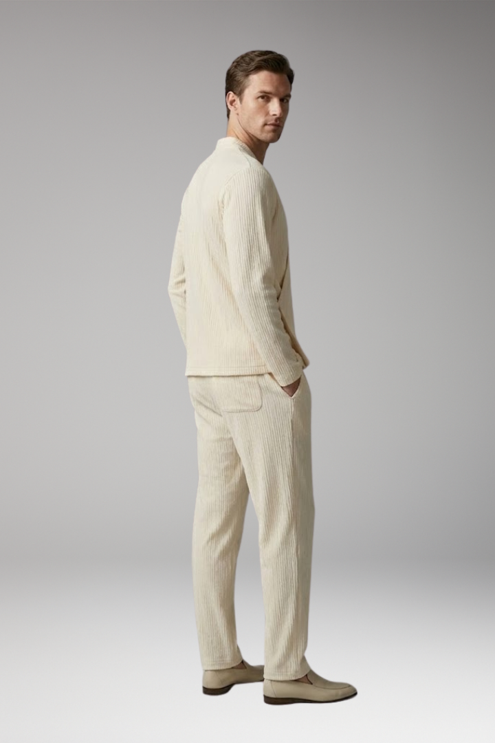 Men's Two-Piece Set with V-Neck Top and Relaxed Fit Trousers