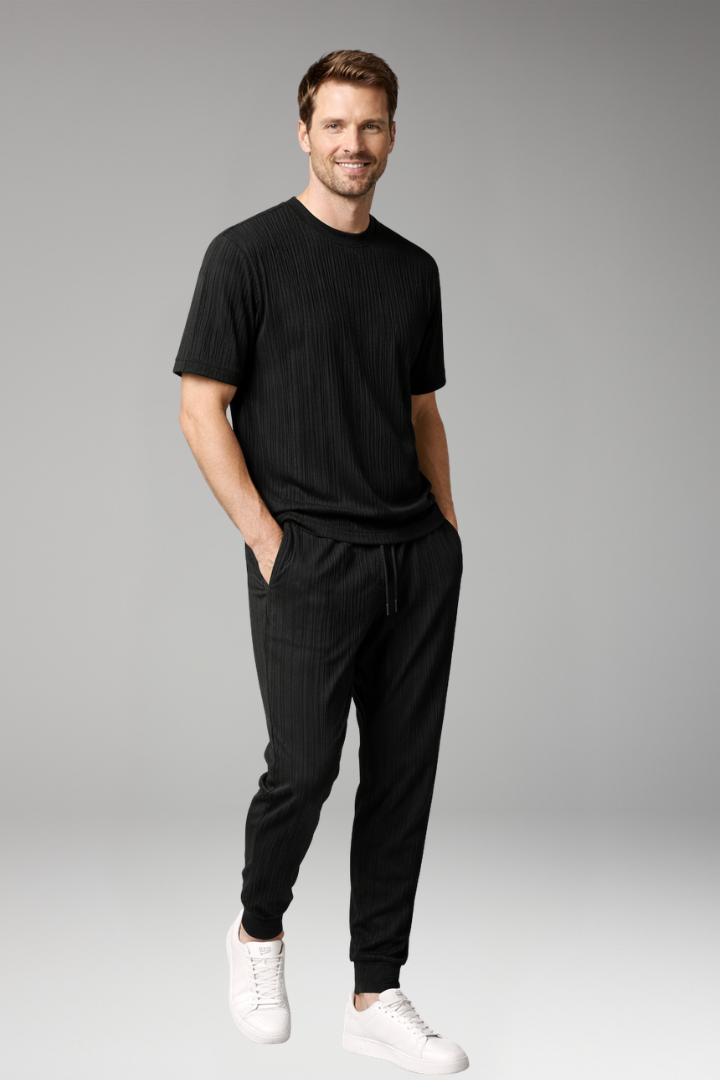 Men's Two-Piece Suit with Pleated T-shirt and Jogging Pants