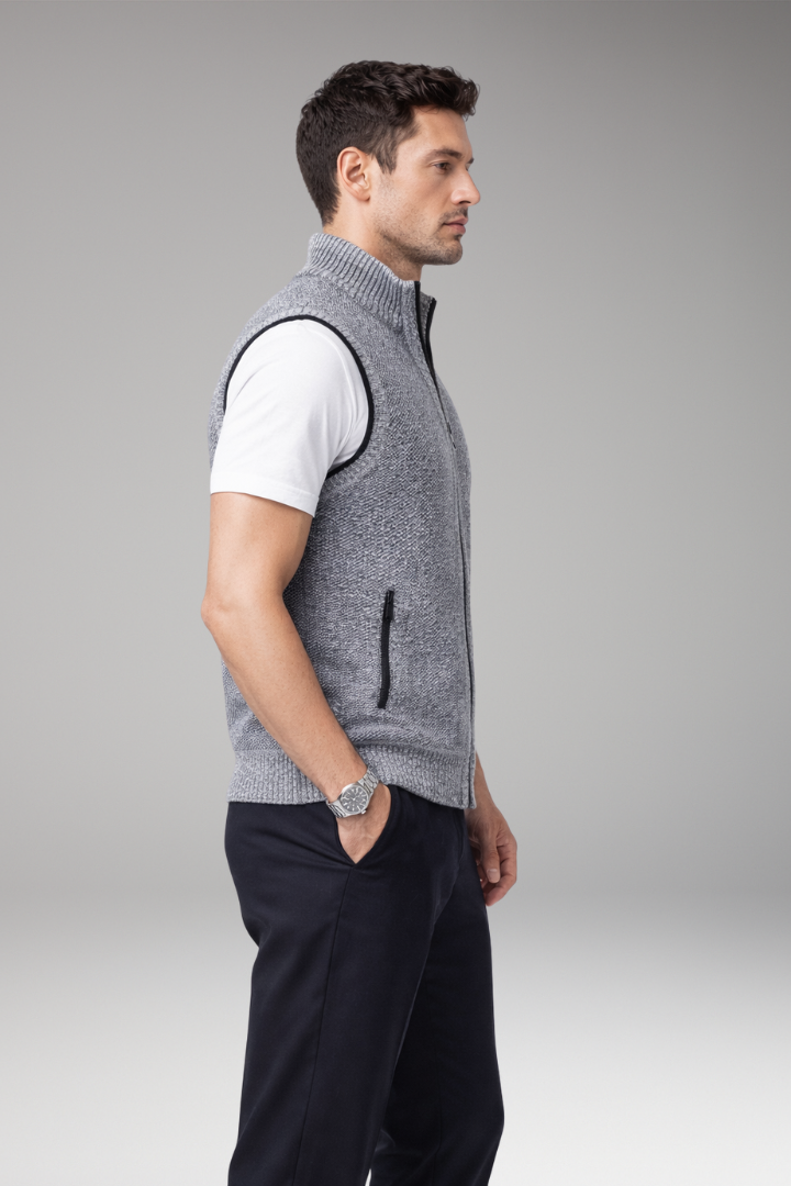 Men's Vest with Zipper Closure and Side Pockets