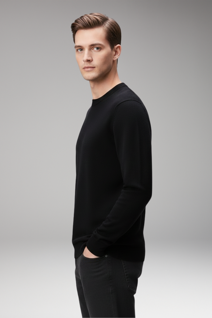 Men's Pullover Shirt with Crew Neck and Straight Hem