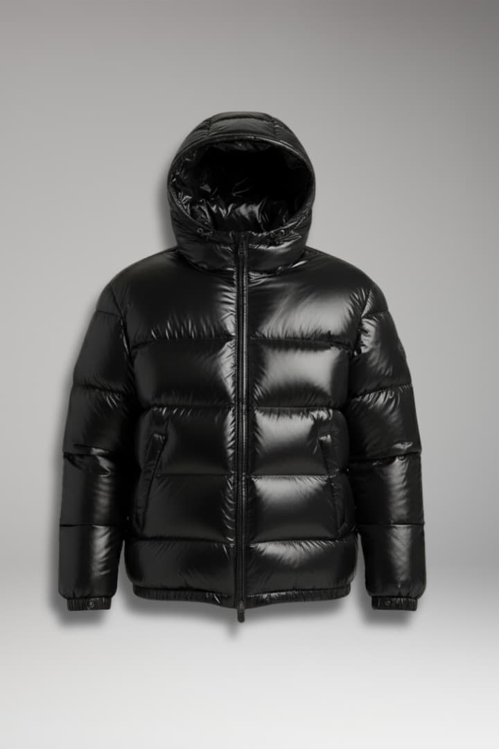 Men’s Quilted Jacket with Padded Inner Layer and Secure Closure