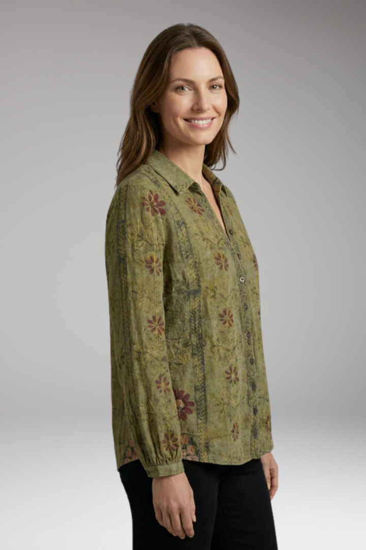 Women's Blouse with Tailored Shape and Delicate Detailing