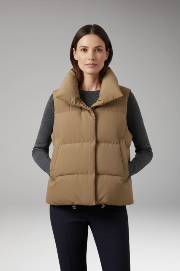 Women's Body Warmer with Large Pockets and Versatile Design
