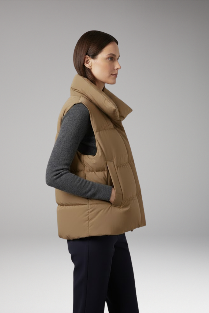 Women's Body Warmer with Large Pockets and Versatile Design
