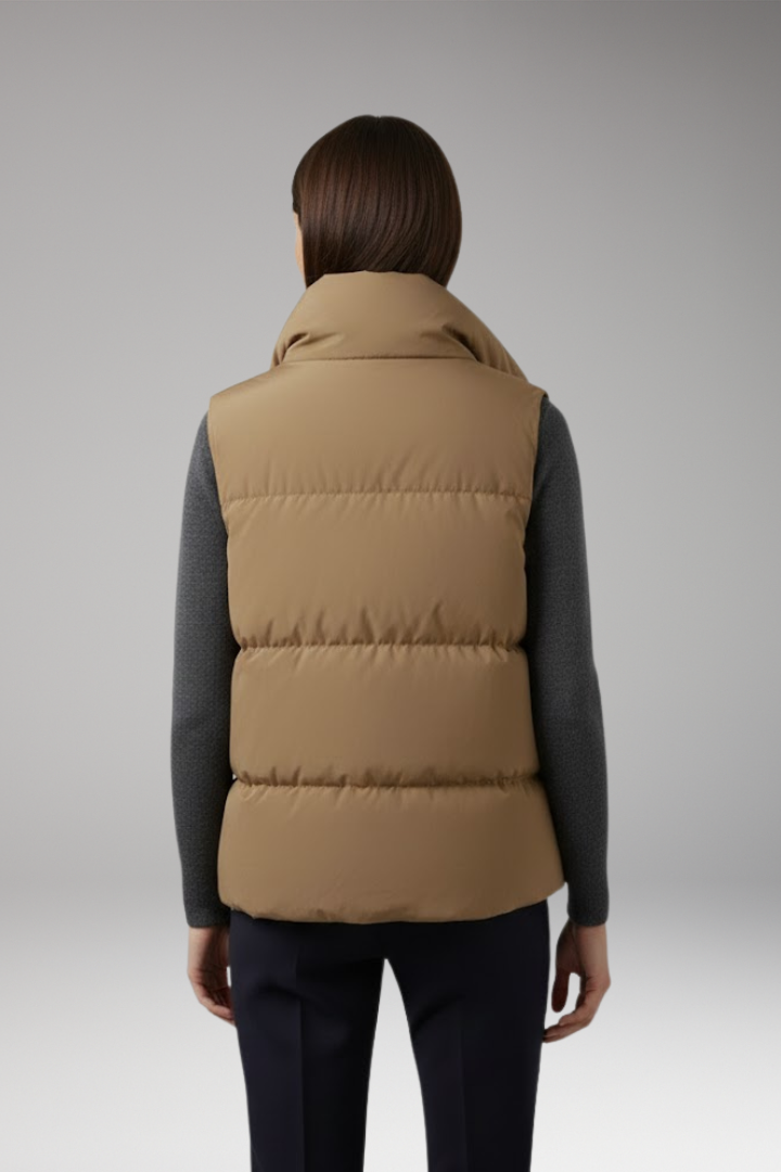 Women's Body Warmer with Large Pockets and Versatile Design