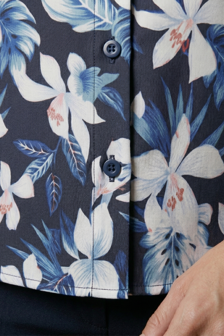 Women's Button-Down Shirt with Floral Print and Long Sleeves