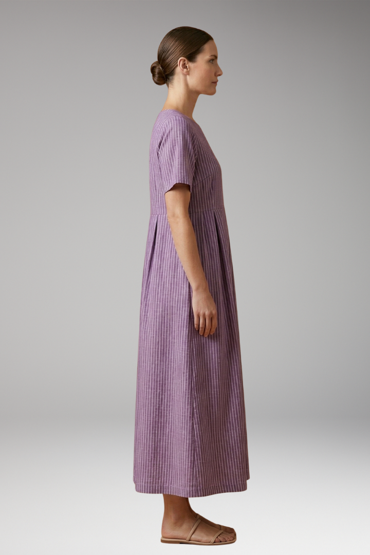 Women's Casual Long Dress with Pleated Waist and Side Pockets