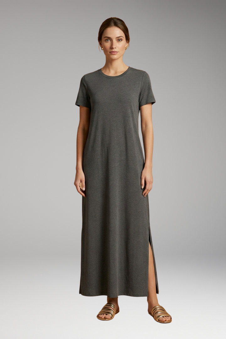 Women's Casual Maxi Dress with Round Neck and Flowy Silhouette