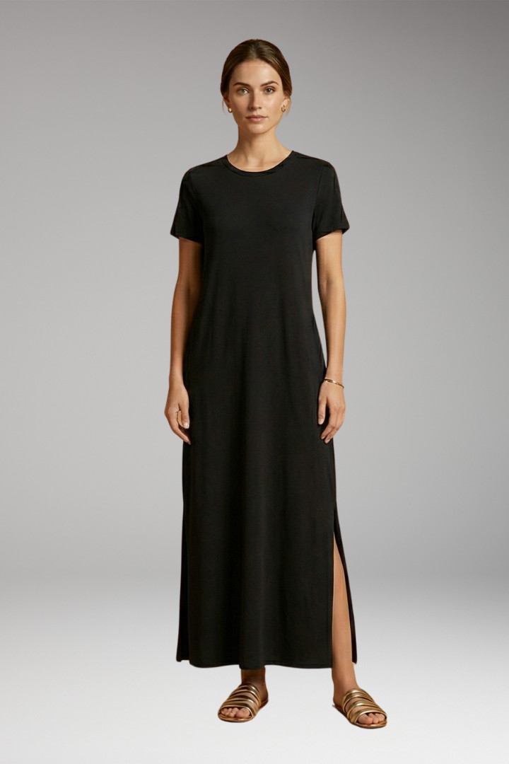 Women's Casual Maxi Dress with Round Neck and Flowy Silhouette