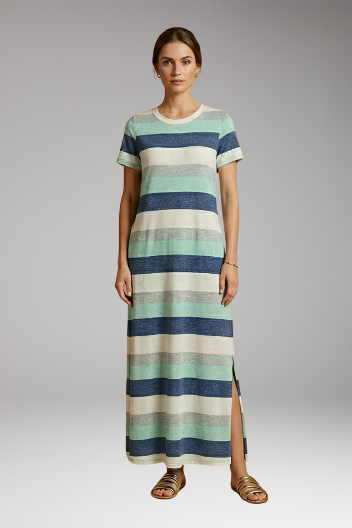 Women's Casual Maxi Dress with Round Neck and Flowy Silhouette