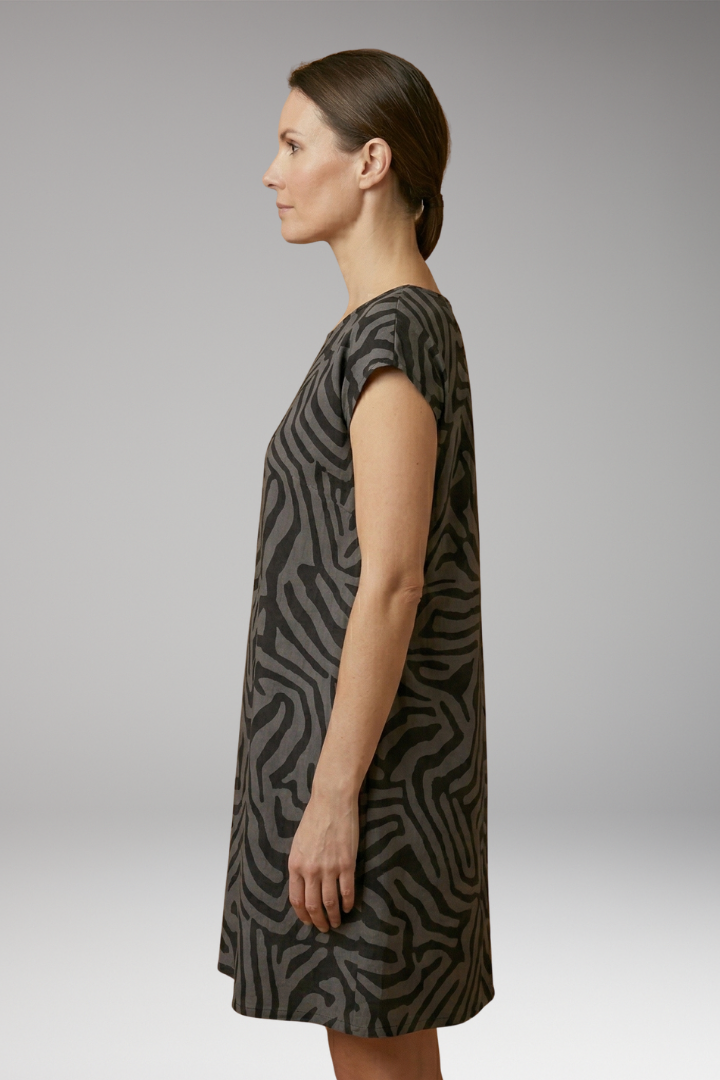 Women's Casual Midi Dress with A-Line Fit and Flared Sleeves