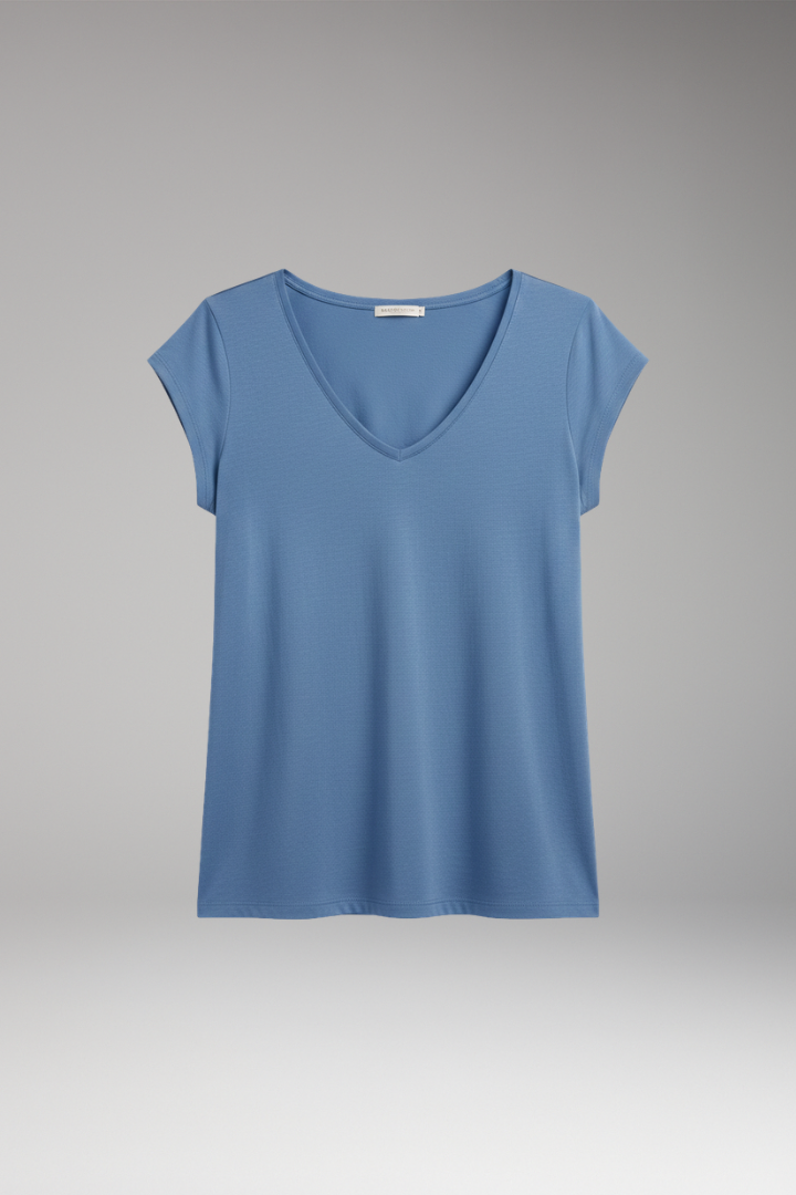 Women's Casual T-shirt with V-neck for Everyday Wear