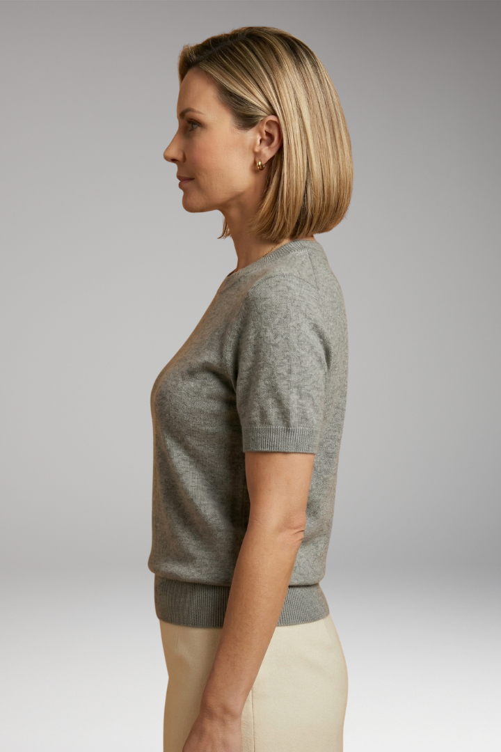 Women's Casual Top with Short Sleeves and Lightweight Material
