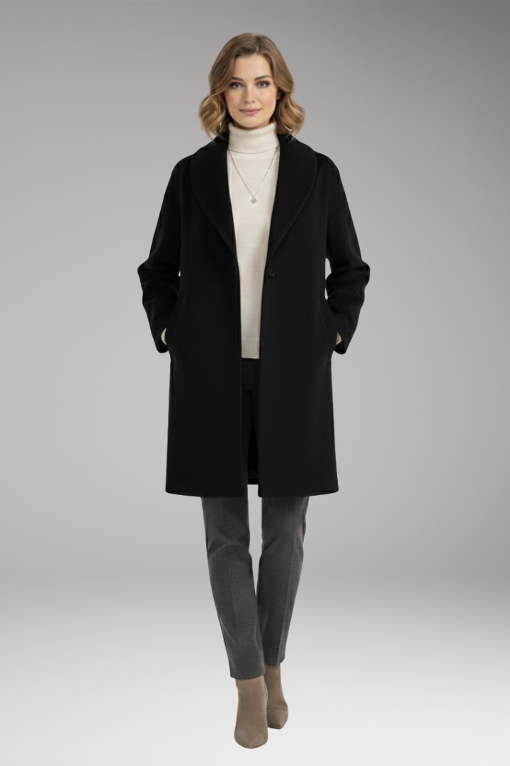 Women's Coat with Wide Collar and Long Sleeves