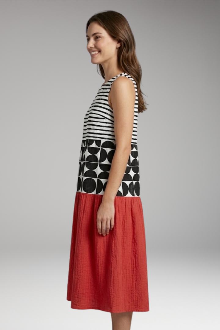 Women's Colorblock Midi Dress with Sleeveless Design and Relaxed Fit