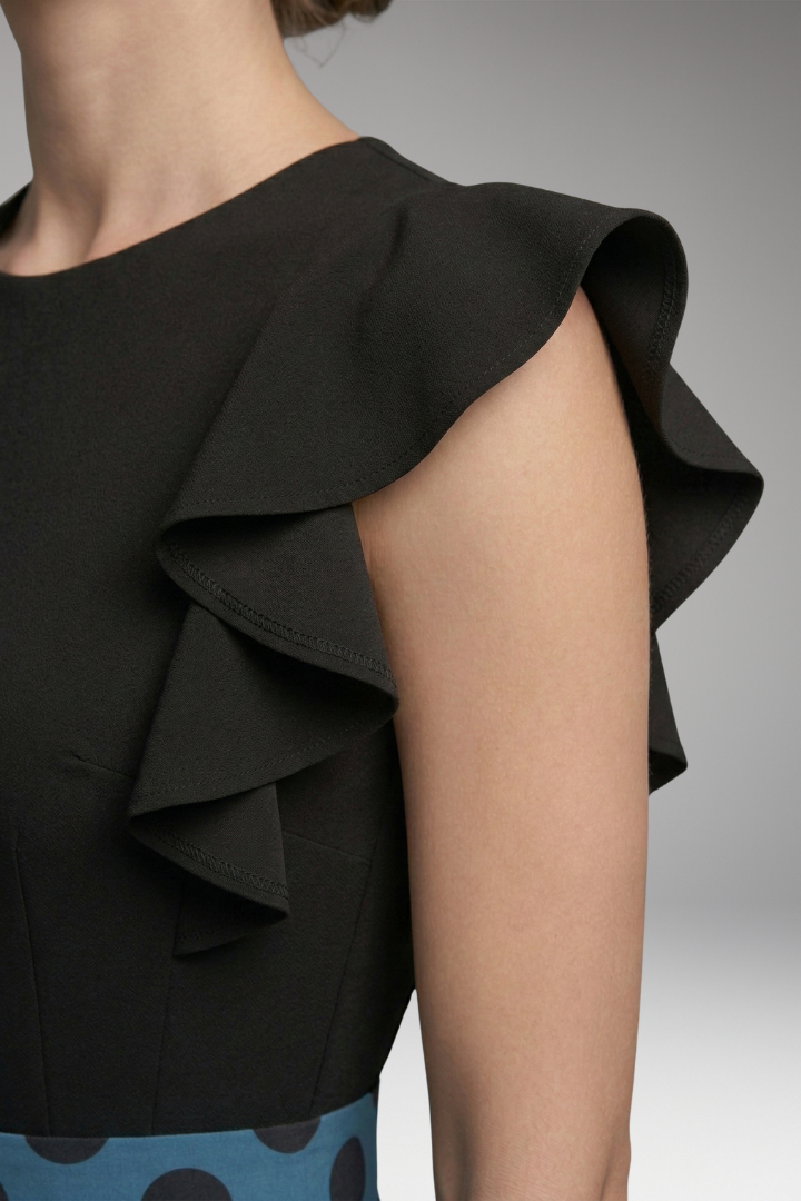 Women's Dress with Fitted Bodice and Flared Skirt