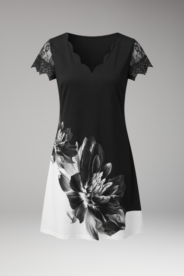 Women's Dress with Intricate Details and Timeless Style