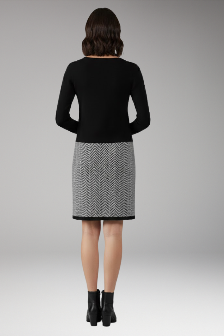 Women's Dress with Long Sleeves and Houndstooth Hem