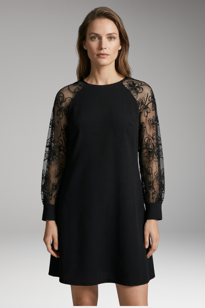 Women's Dress with Round Neck and Lace Sleeves