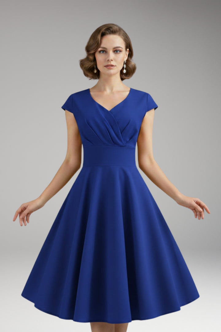 Women's Dress with Waist Cut and Flowing Hem