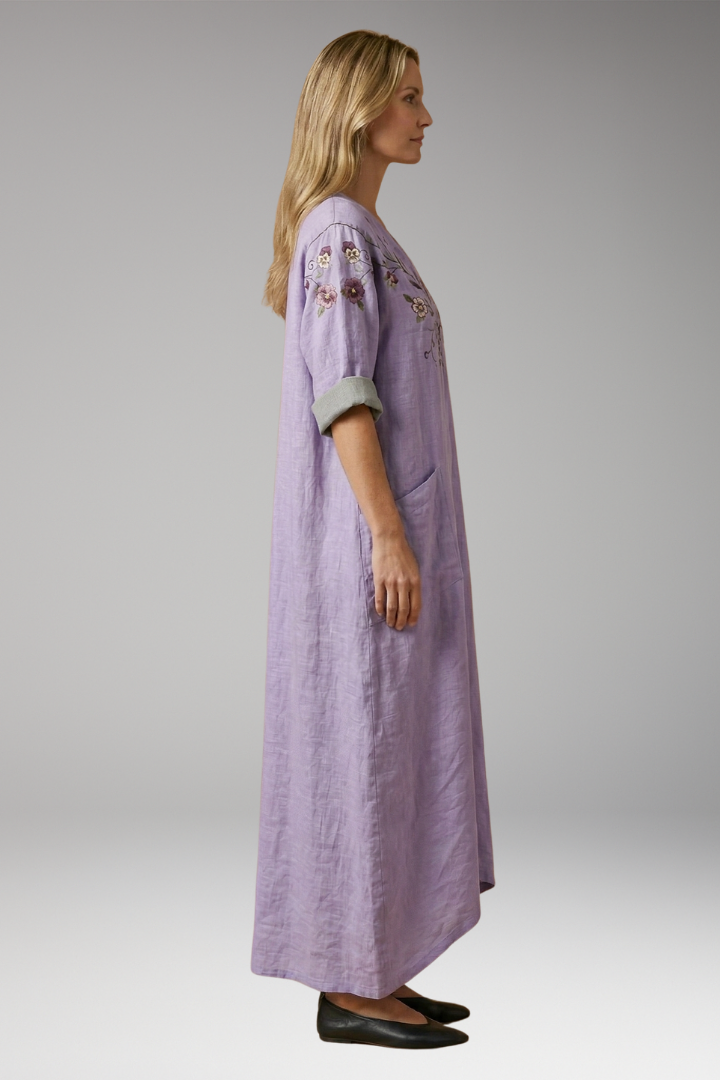 Women's Elegant Maxi Dress with Relaxed Fit and Subtle Embroidery