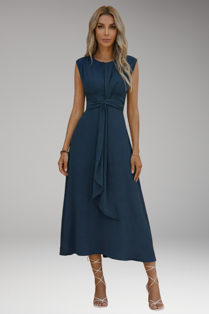 Women's Elegant Maxi Dress with Sleeveless Design and Round Neck
