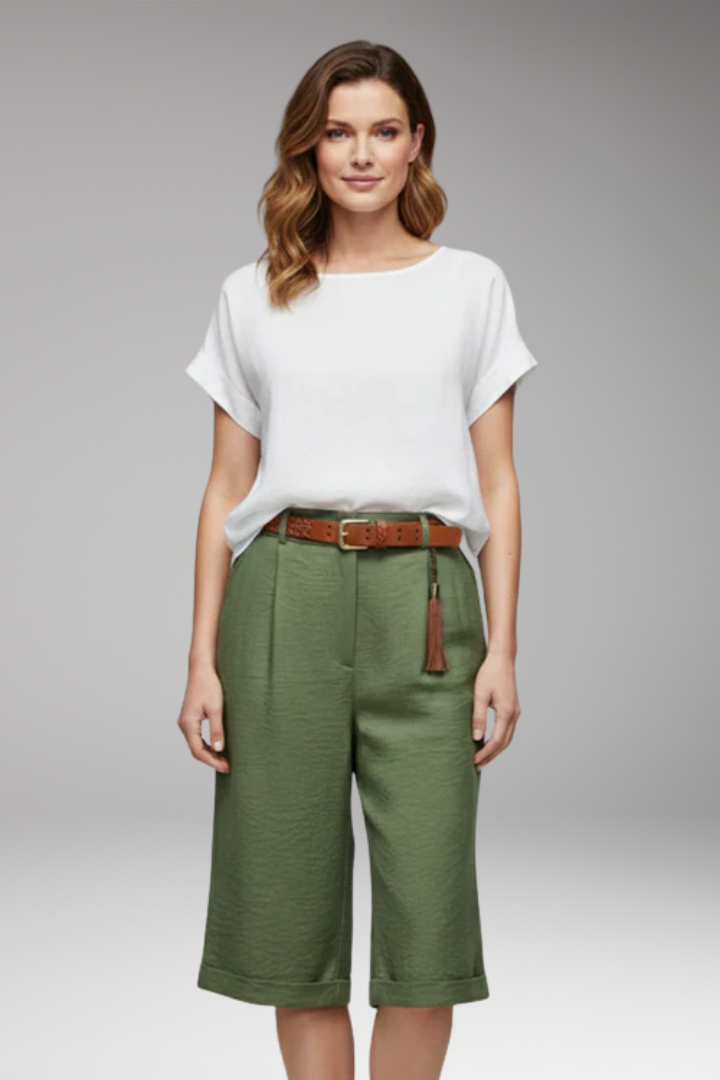 Women's High'Waisted Shorts with Pleated Front and Belt