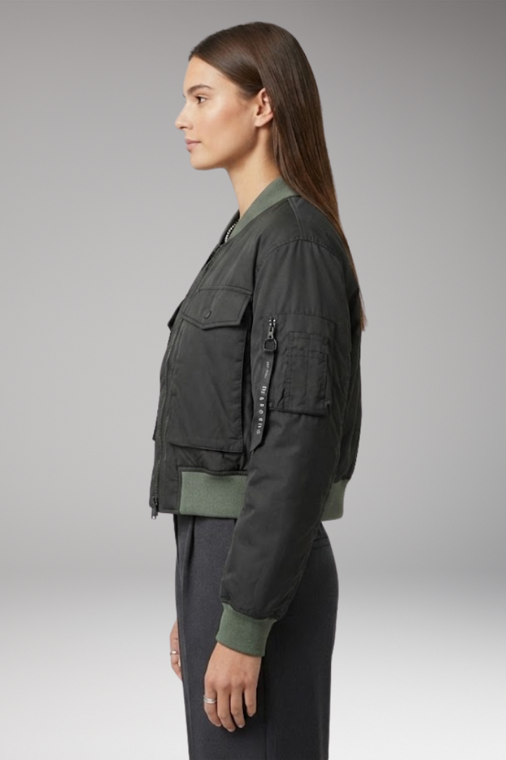 Women's Jacket with Front Closure and Long Sleeves