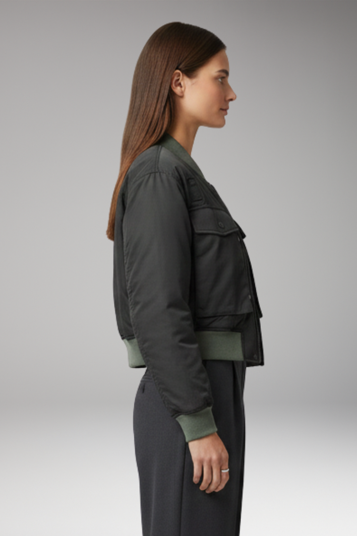 Women's Jacket with Front Closure and Long Sleeves