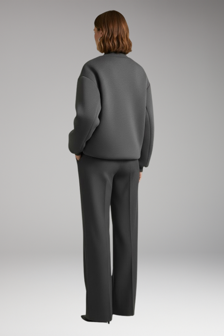 Women's Jacket with Front Zipper and Side Pockets