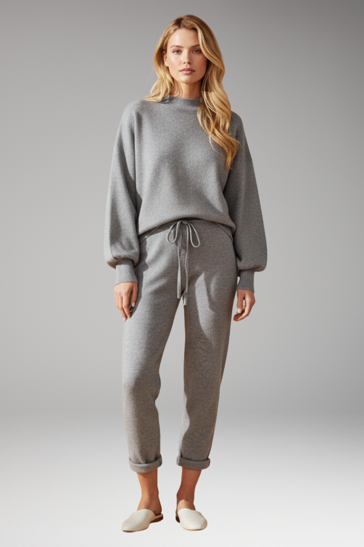 Women’s Lounge Set with Pull-On Top and Elastic Waistband