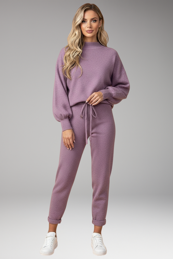 Women’s Lounge Set with Pull-On Top and Elastic Waistband