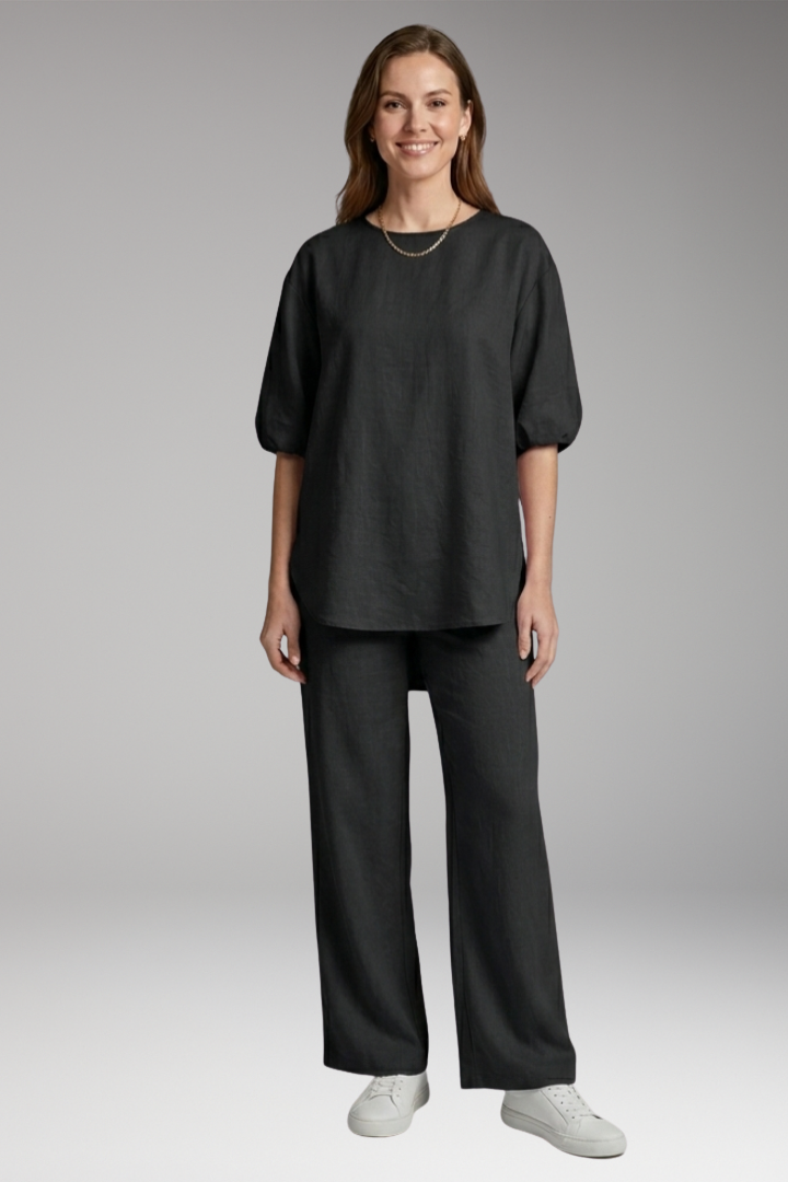 Women's Loungewear Set with Short Sleeves and Wide-Leg Pants