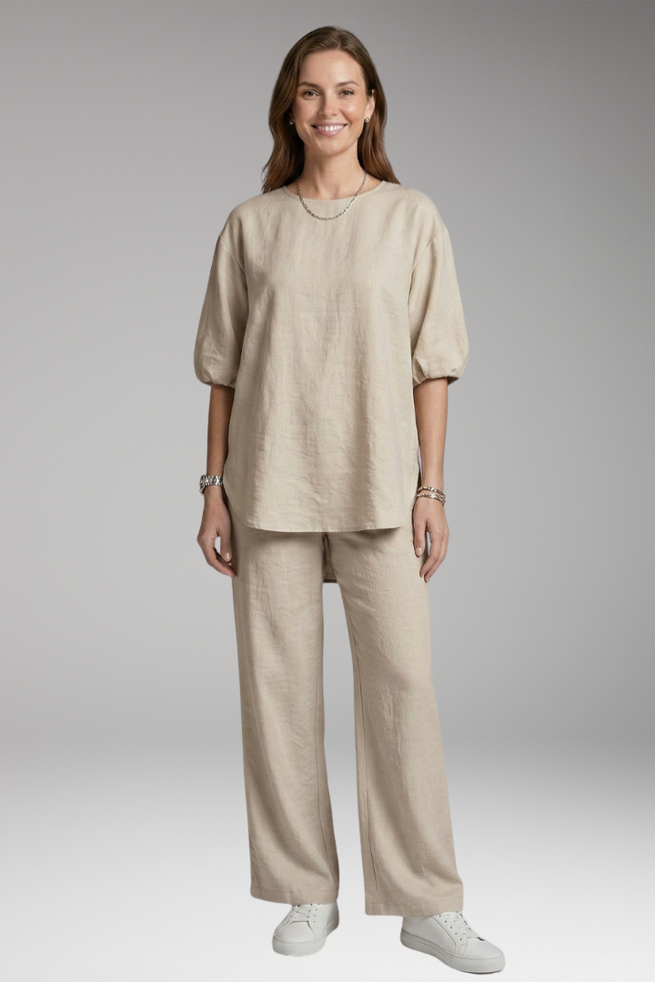 Women's Loungewear Set with Short Sleeves and Wide-Leg Pants