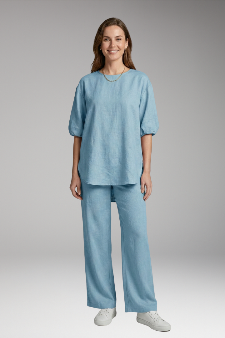 Women's Loungewear Set with Short Sleeves and Wide-Leg Pants