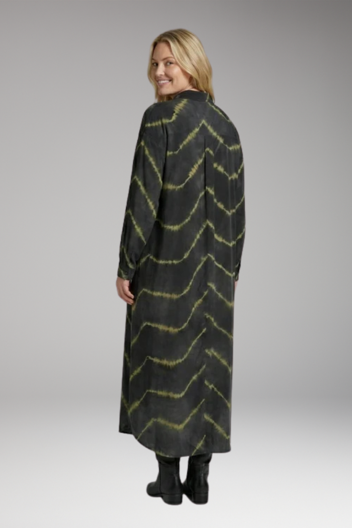 Women's Maxi Dress with V'Neck and Long Sleeves