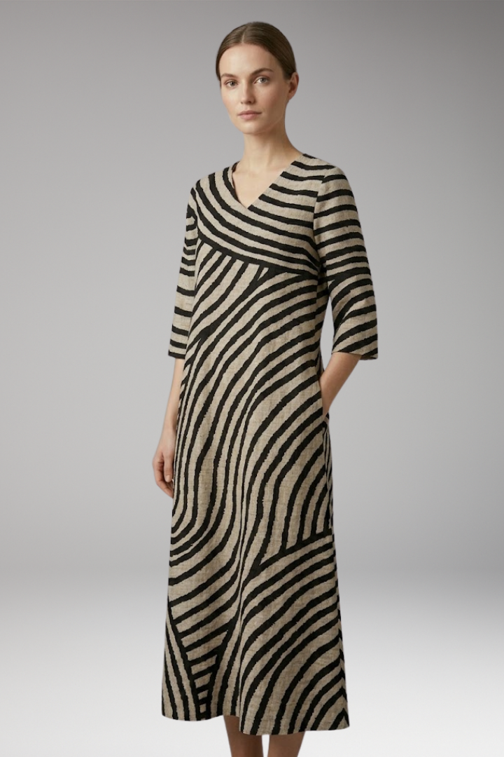 Womens Maxi Dress with V-Neck and Three Quarter Sleeves